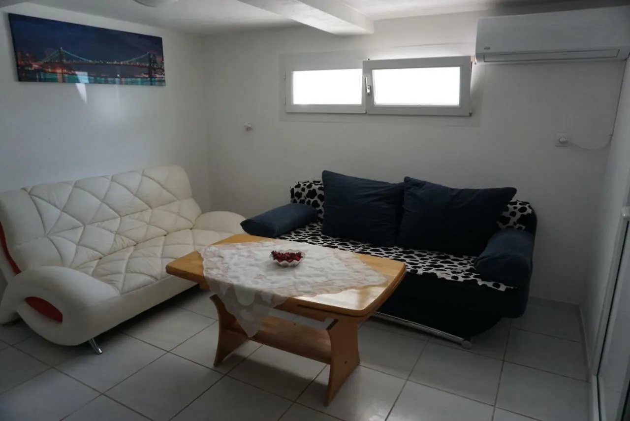 App Villa Marinela Savudrija Apartment